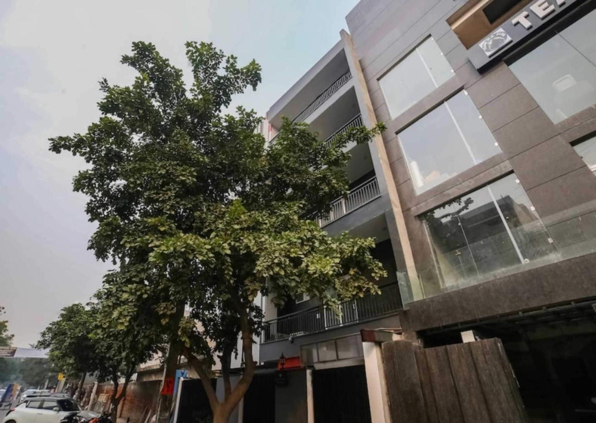 Collection O Kailash Enclave Delhi  Exterior photo